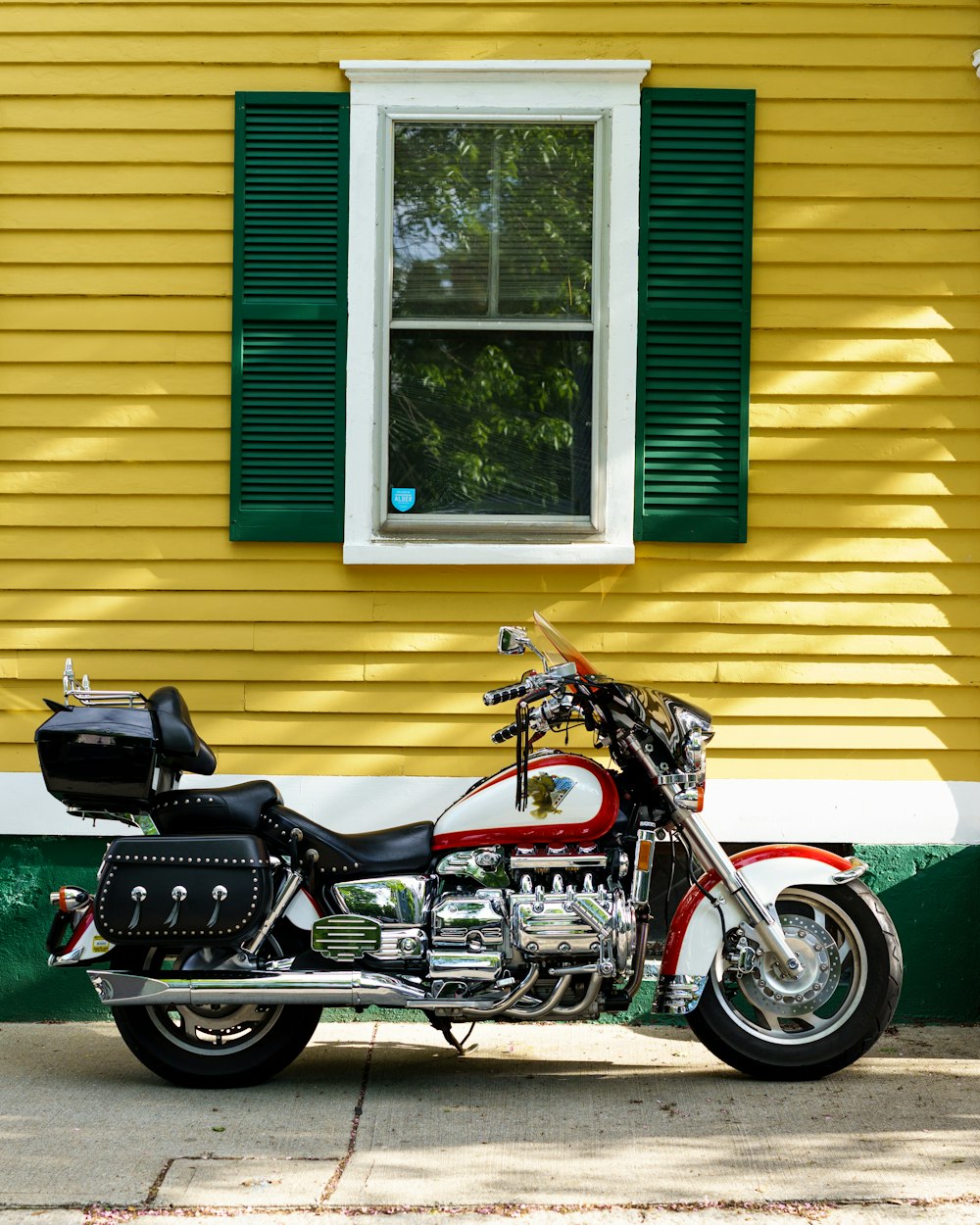 black and red cruiser motorcycle