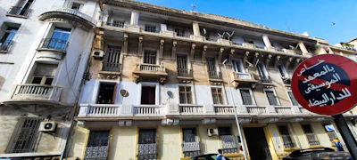 Exterior view of Faiz Ali Heba Building, home to Safraspace storage facility.