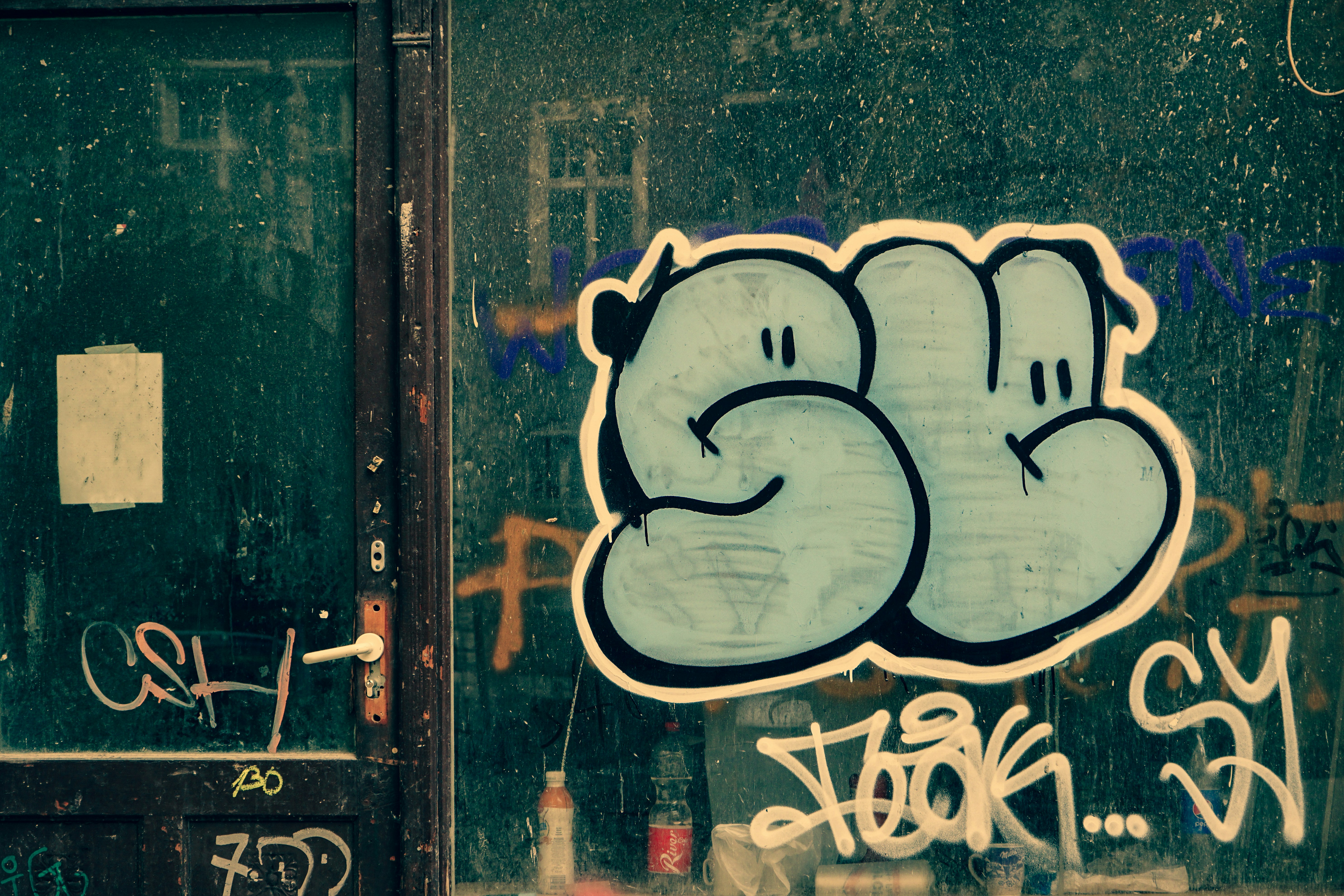 Photo by textstation