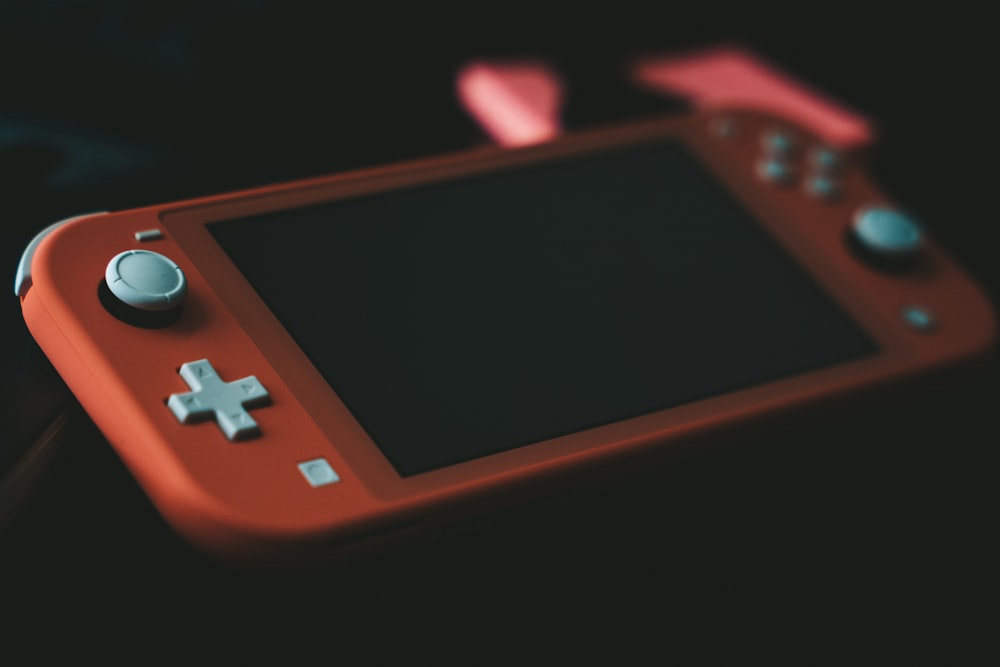Rosso e bianco Nintendo Game Boy