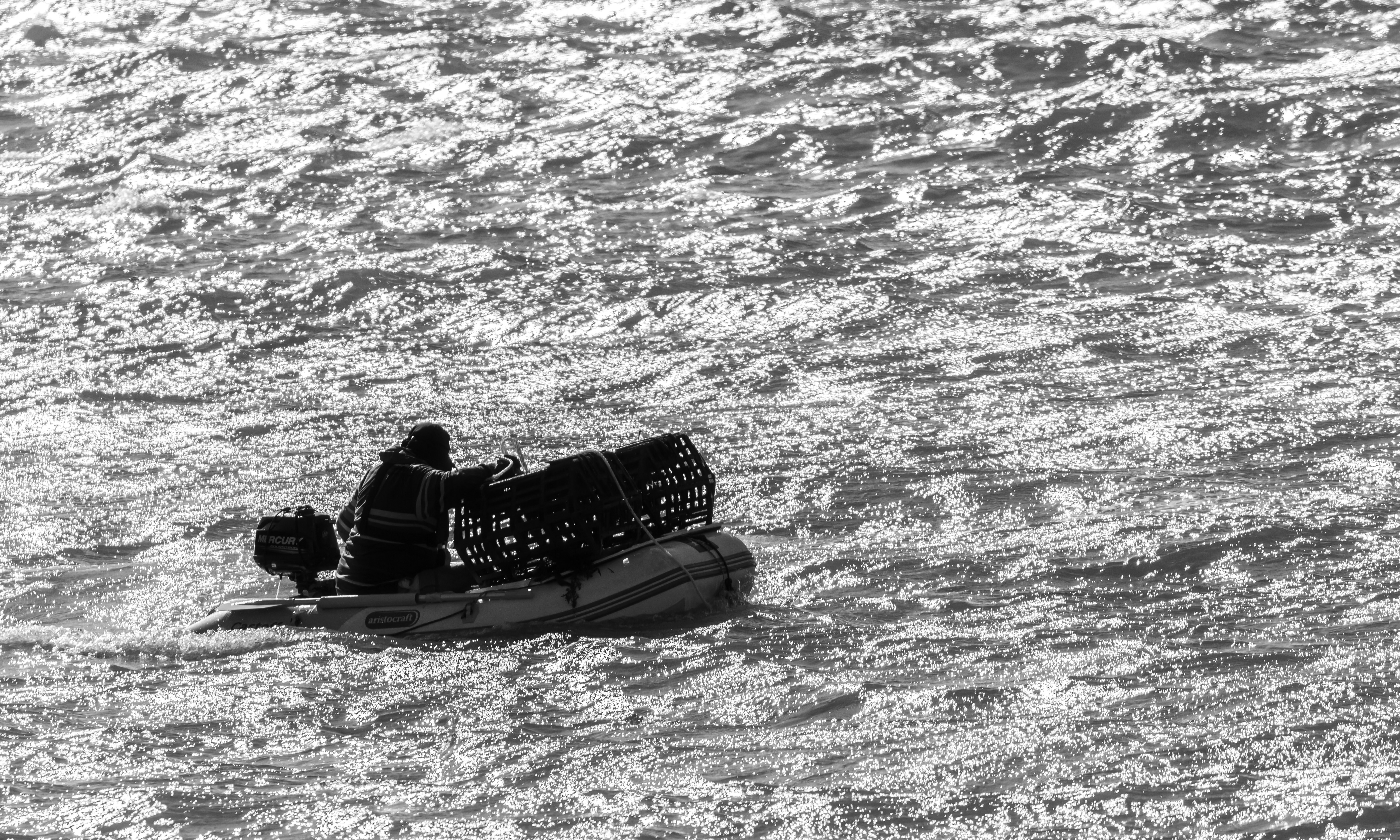 Up to Eur 50 000 for a passage to the Uk: 19 suspected migrant smugglers arrested