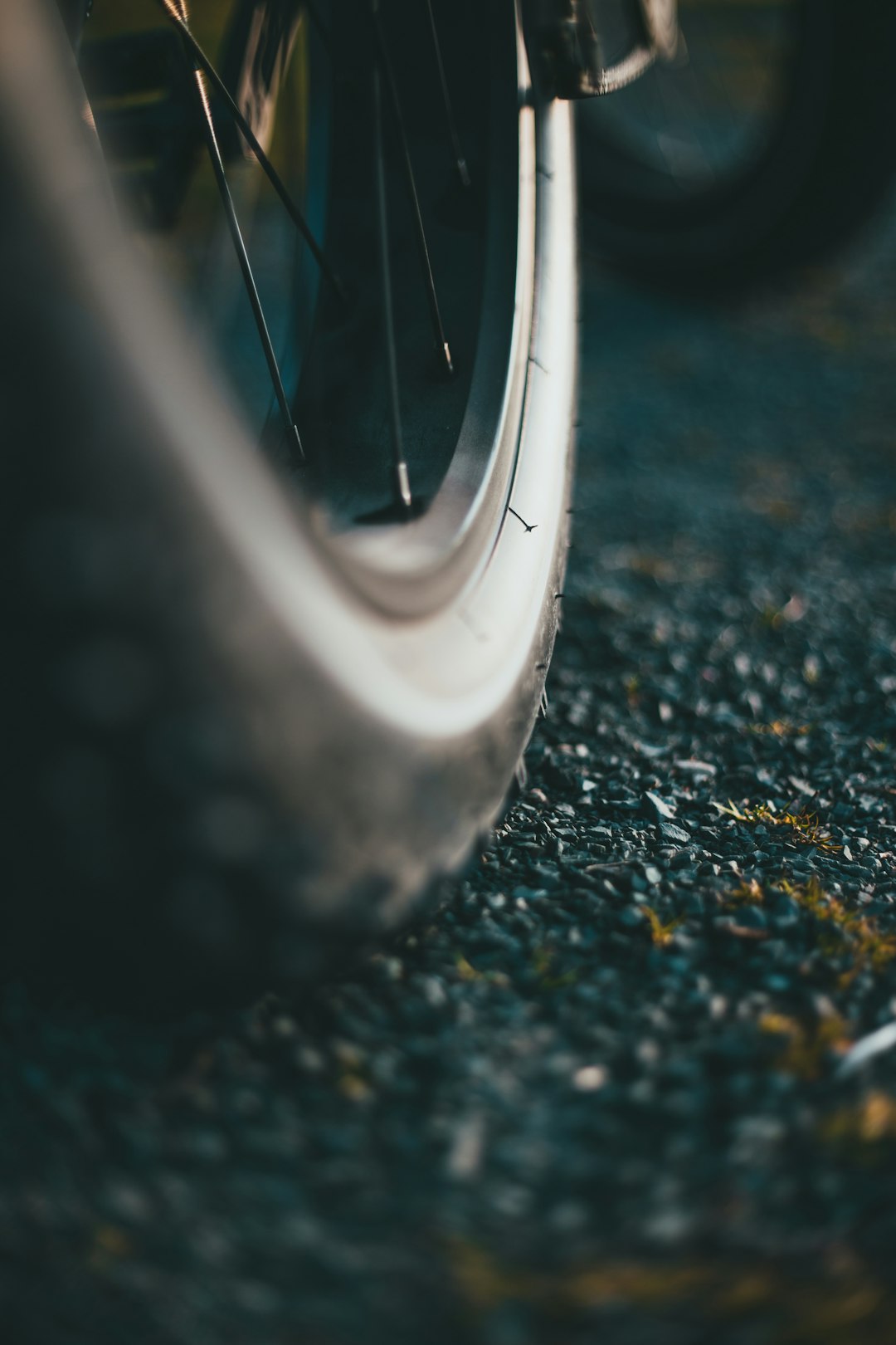 white and black car wheel