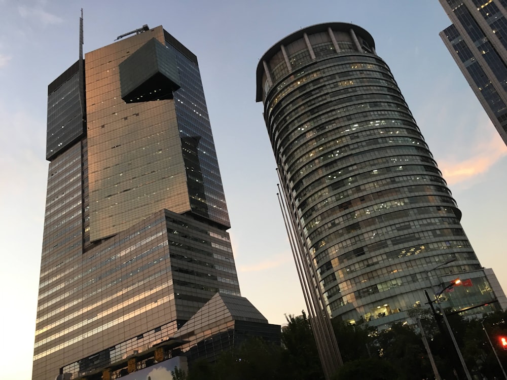 brown and black concrete building