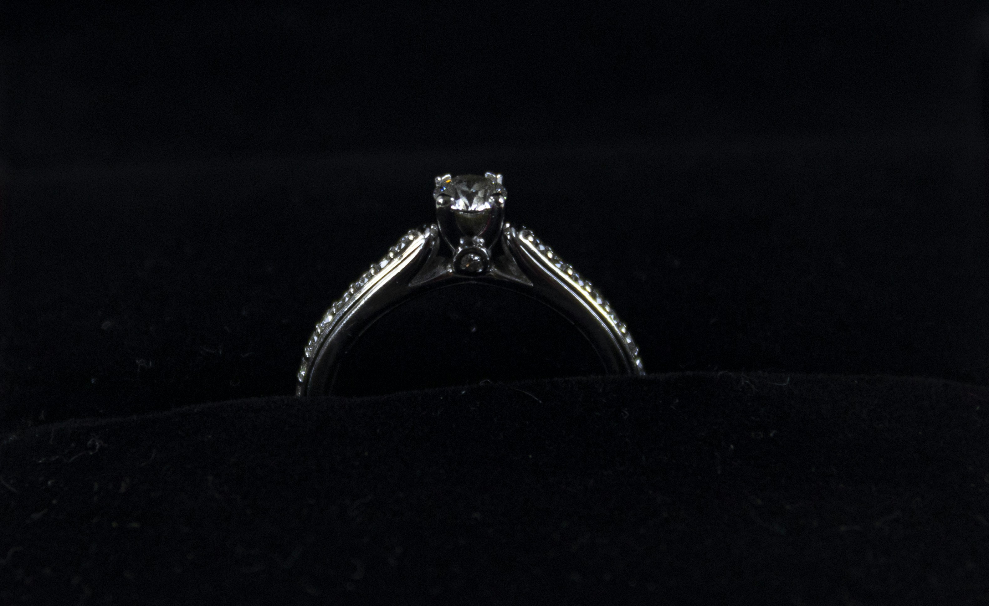 Elegant Diamond Ring