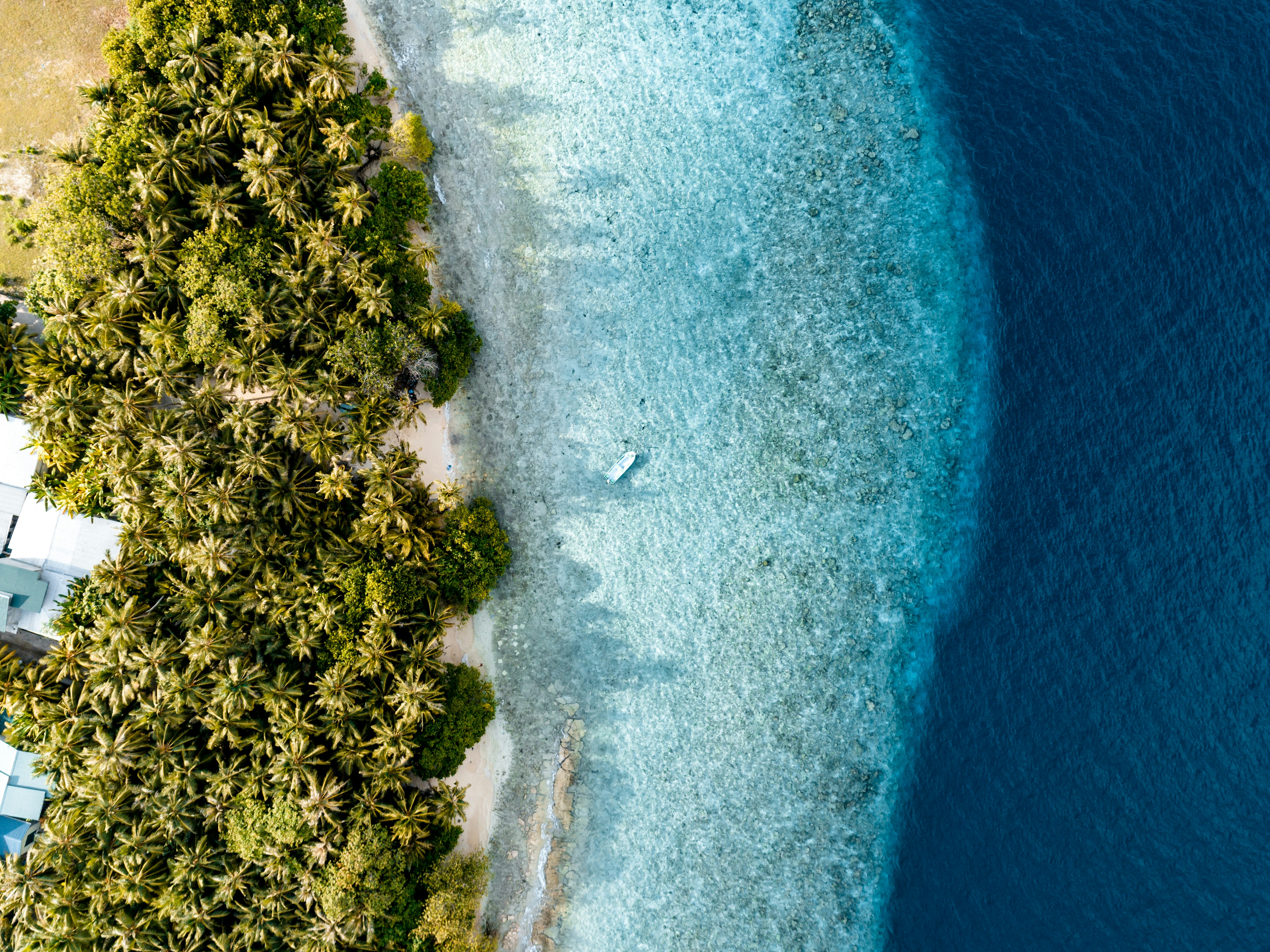 B. Kendhoo, Maldives