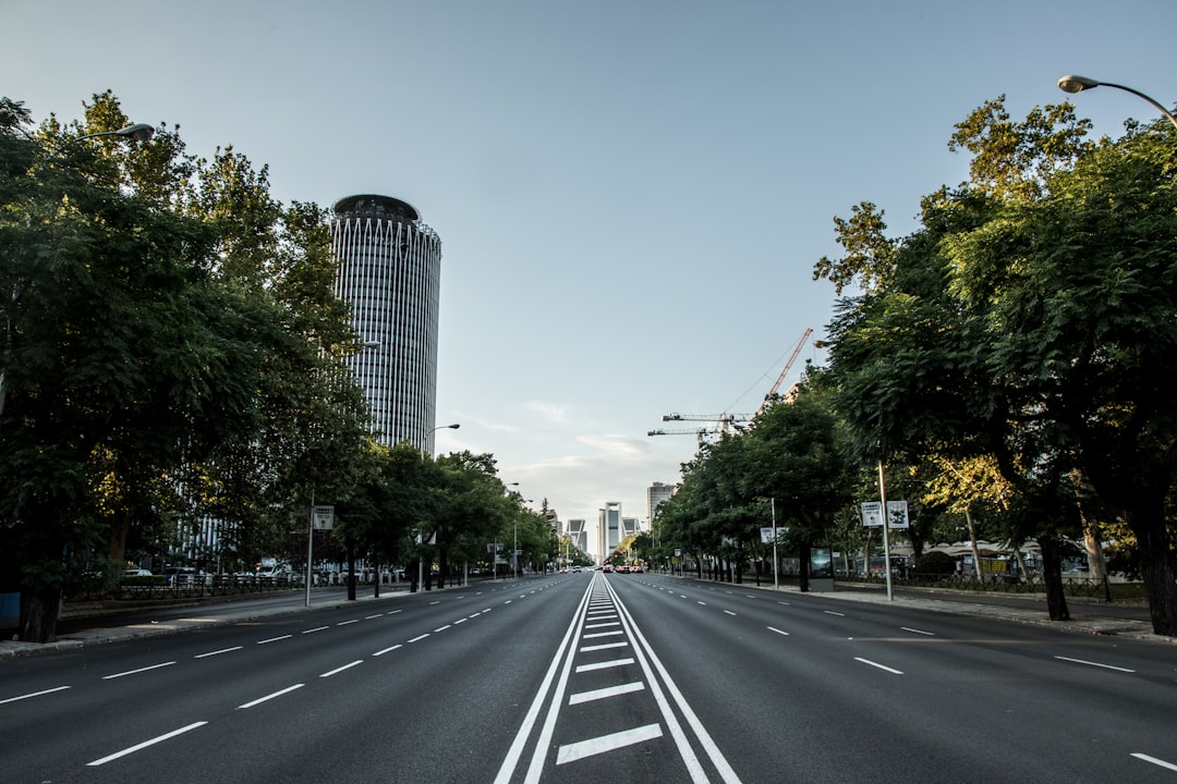 Madrid Through Local Eyes: A Neighborhood-by-Neighborhood Guide to… — Madrid Through Local Eyes