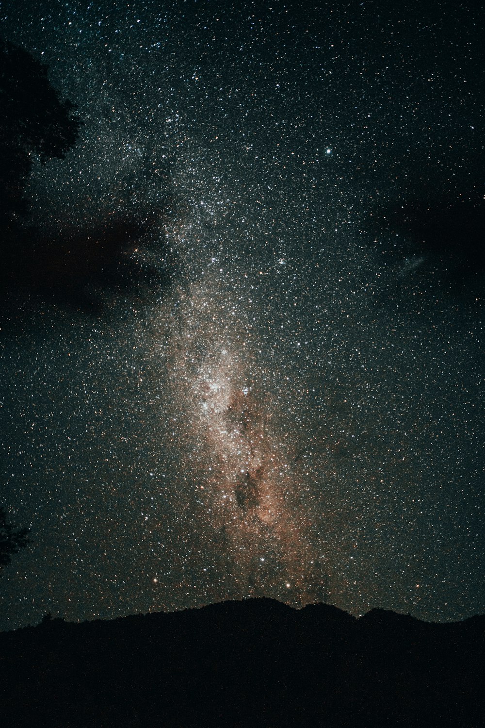 stars in the sky during night time