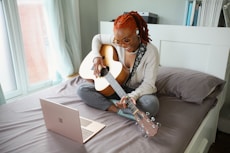 Wrecking Ball chords by Miley Cyrus