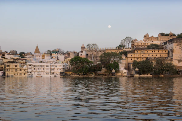 Lake Pichola and lakeside buildings seen from Amrai Ghat