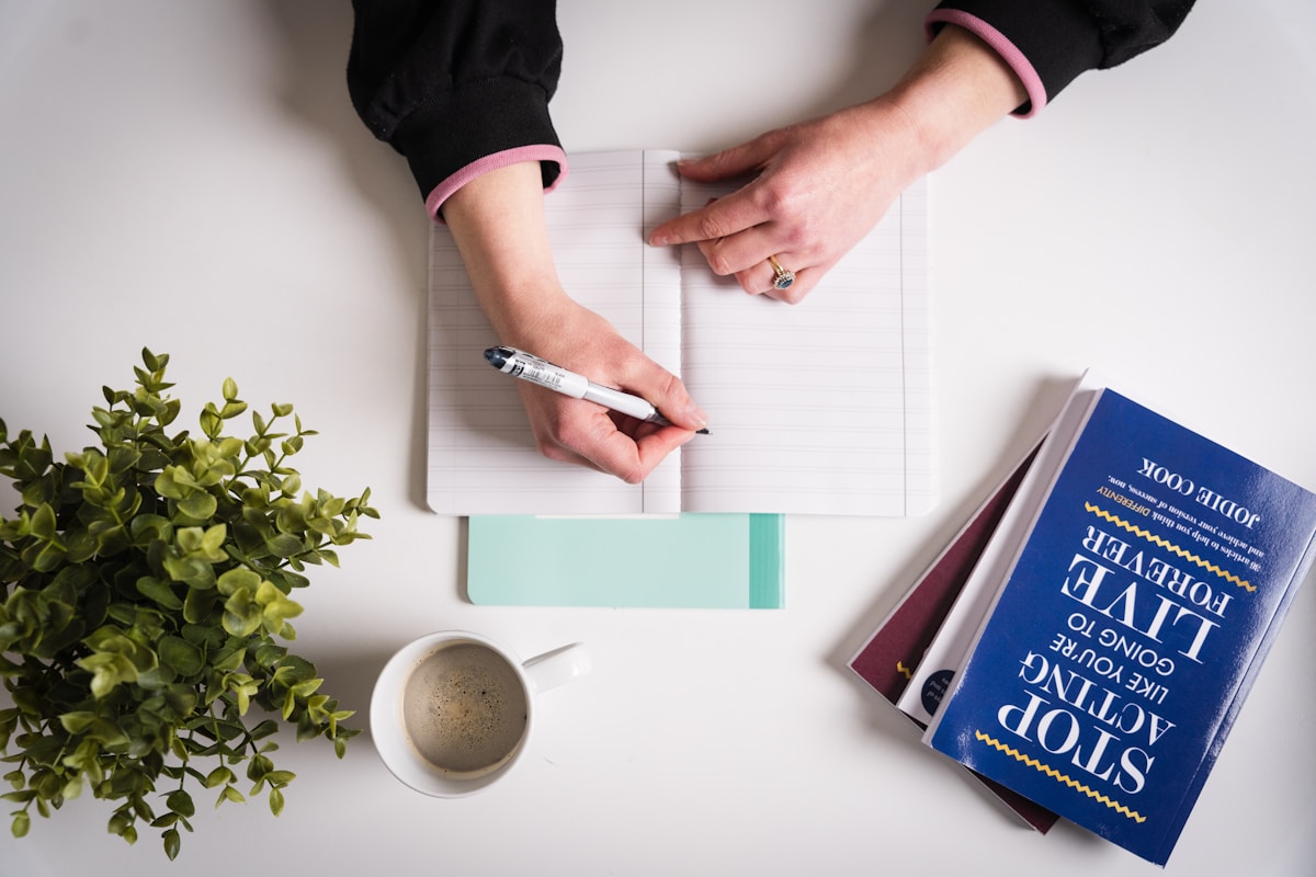 Self-publishing assistance image
