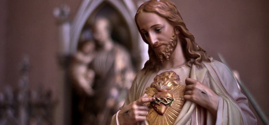 What Is The Sacred Heart of Jesus?