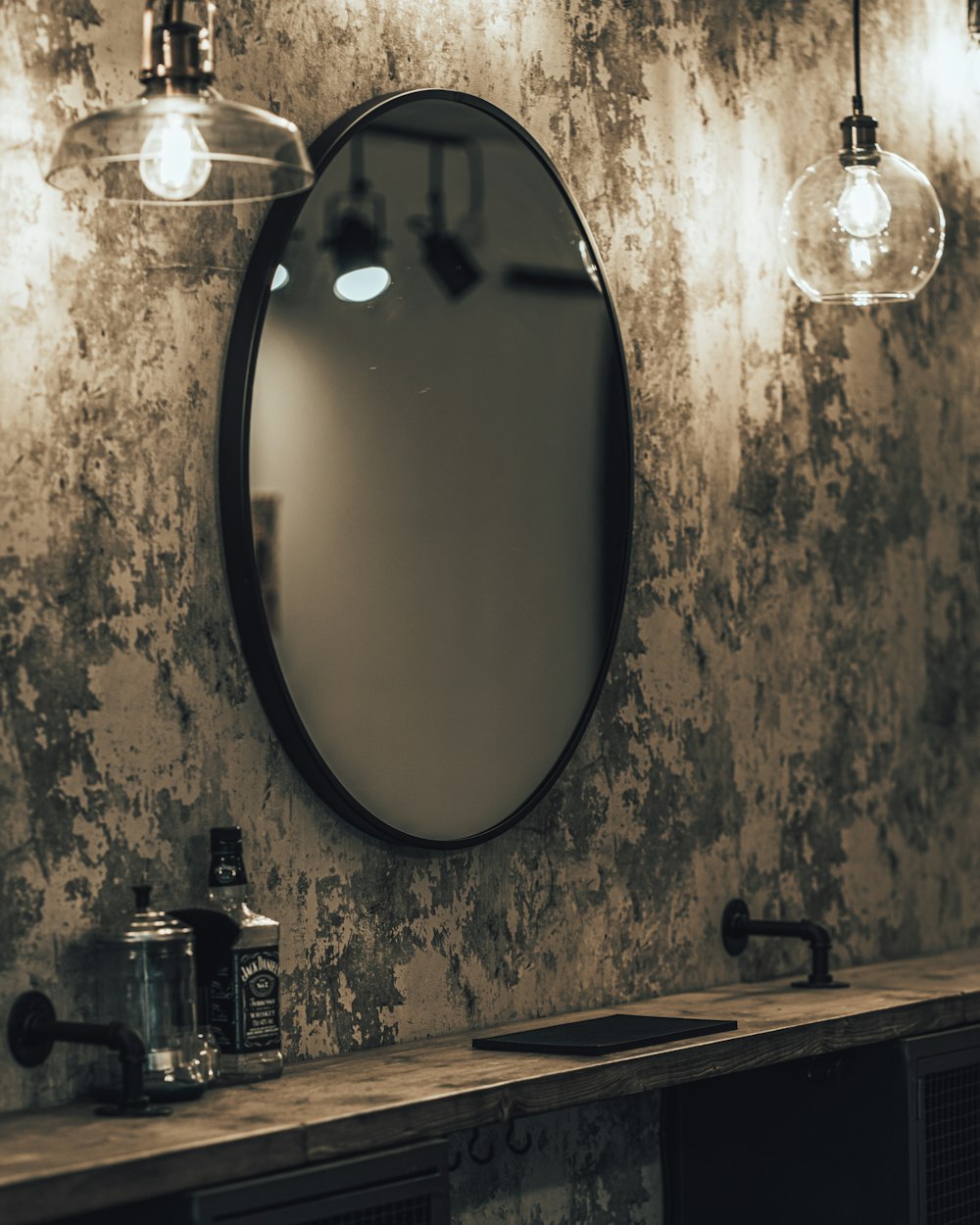 brown and white ceramic sink