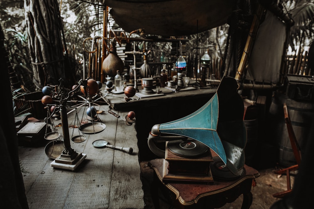 blue and brown wooden boat