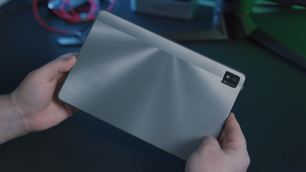 Imagen de portada de Diseña una nueva técnica de interacción para una pantalla foldable