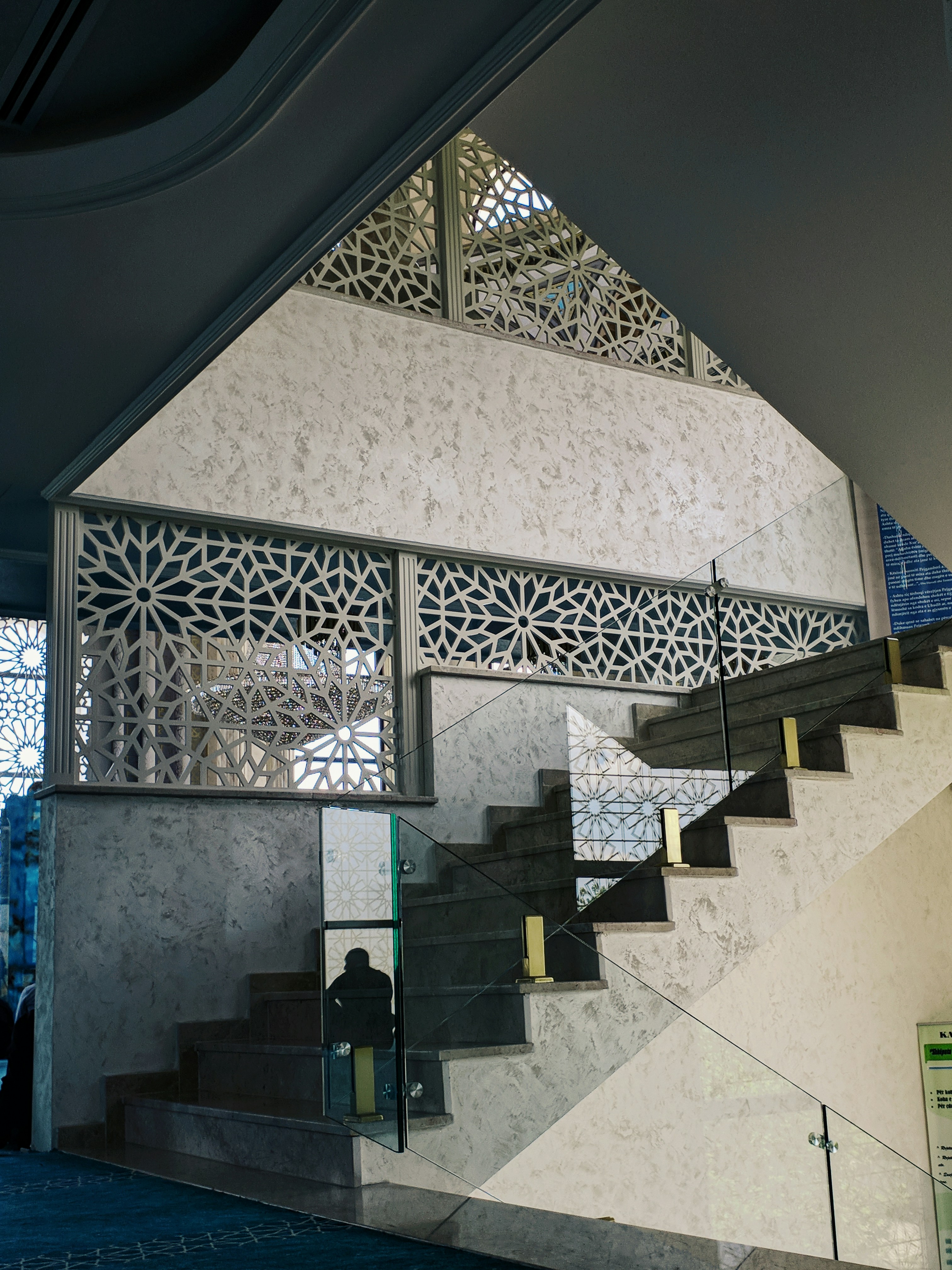 Photo by alberthyseni