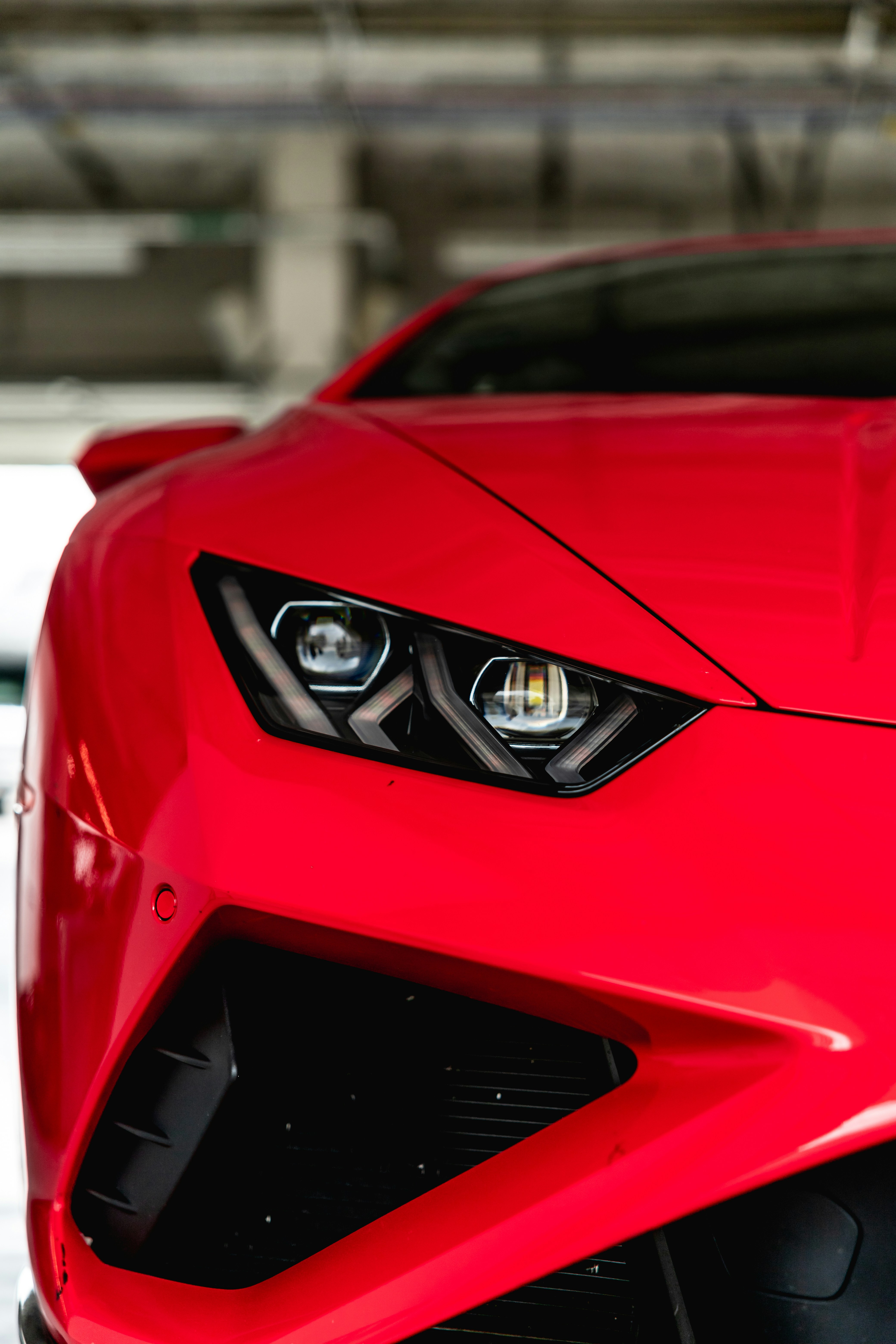 駐車場の赤いフェラーリ車の写真 Unsplashで見つけるオースティンの無料写真