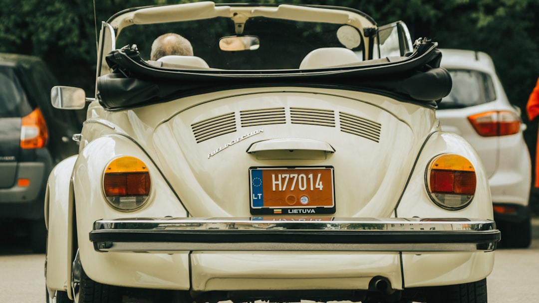 white mercedes benz convertible coupe