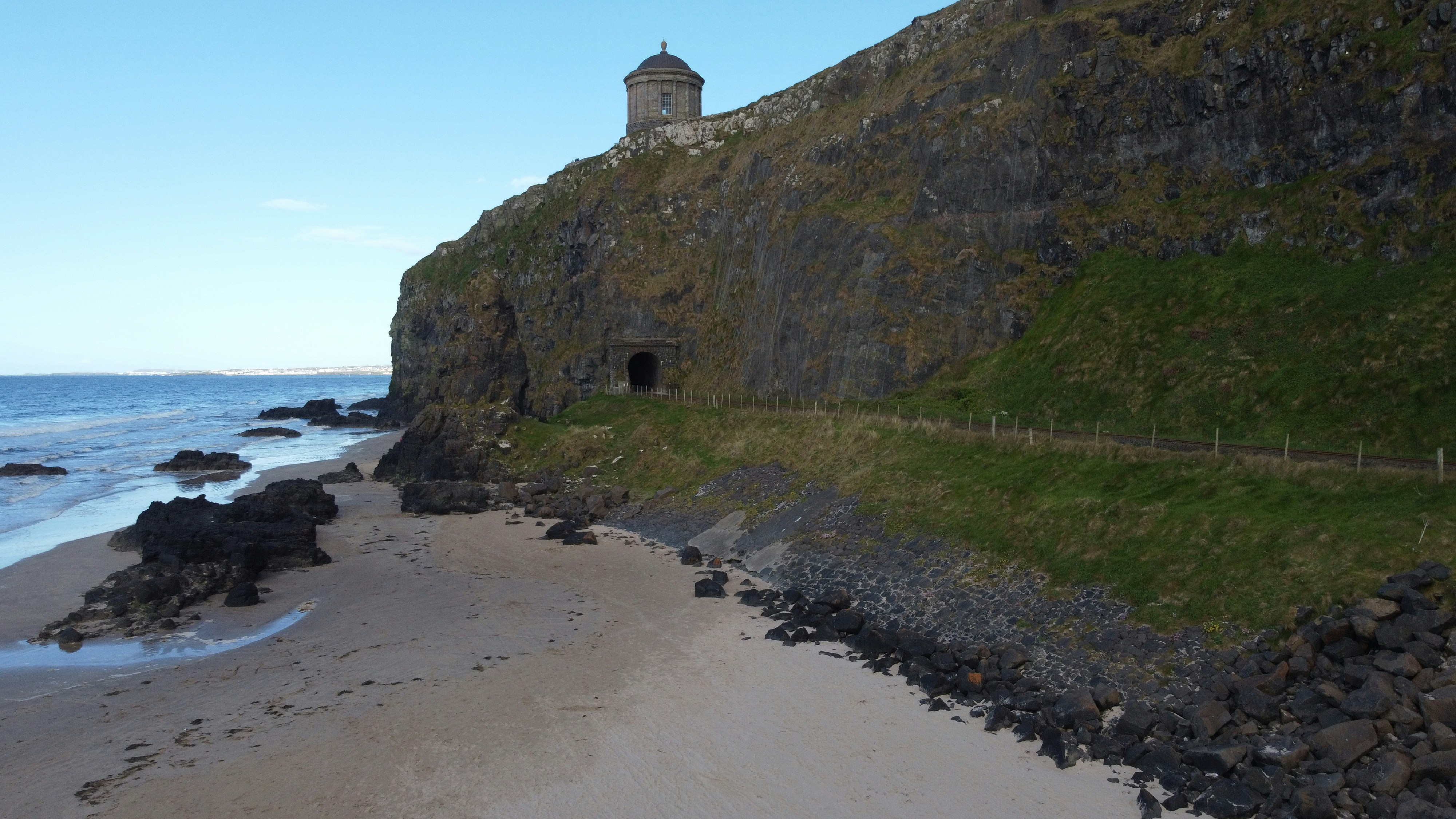 Photo by geoffreymoffett