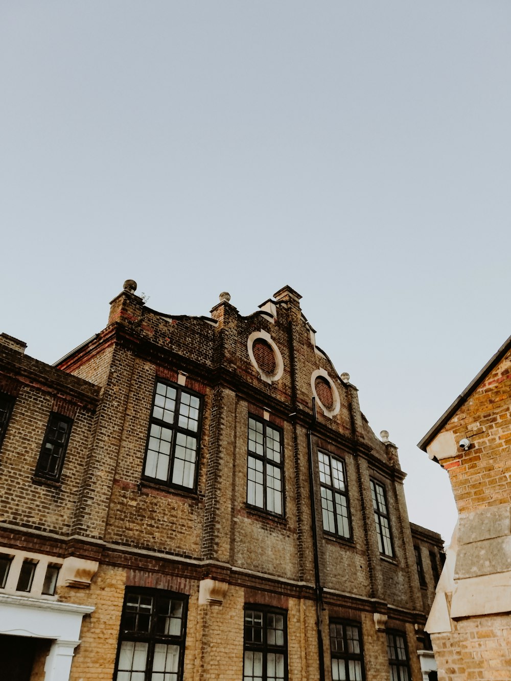 brown concrete building during daytime