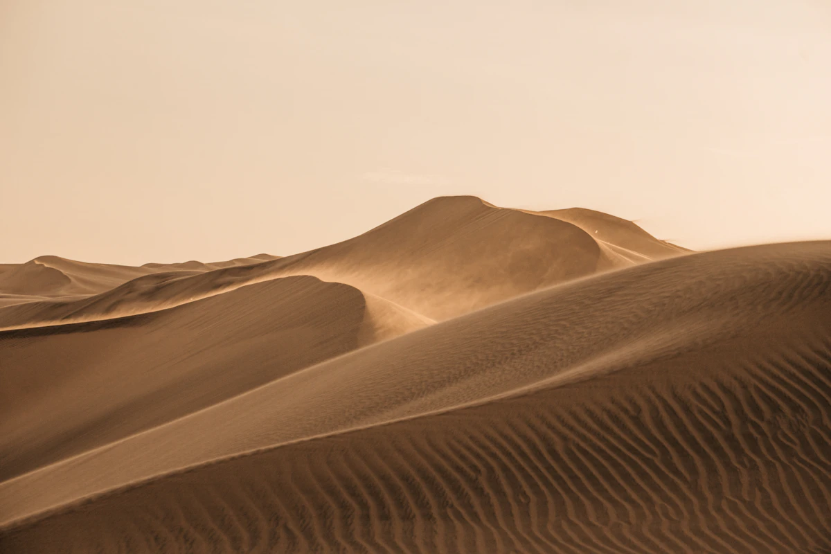 Mui Ne: Sand Dunes, Kitesurfing and Seafood