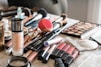 pink and black make up brushes
