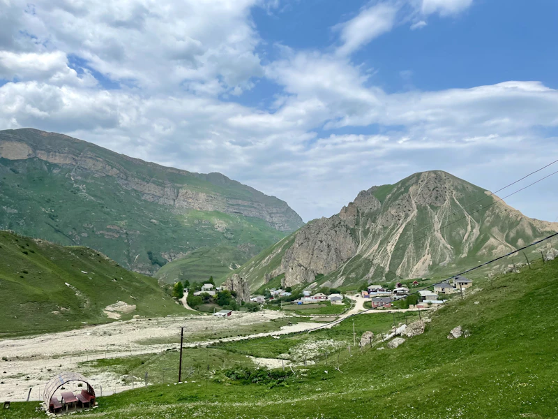 Best Halal Food in Gulmarg: A Complete Guide for Muslim Travelers