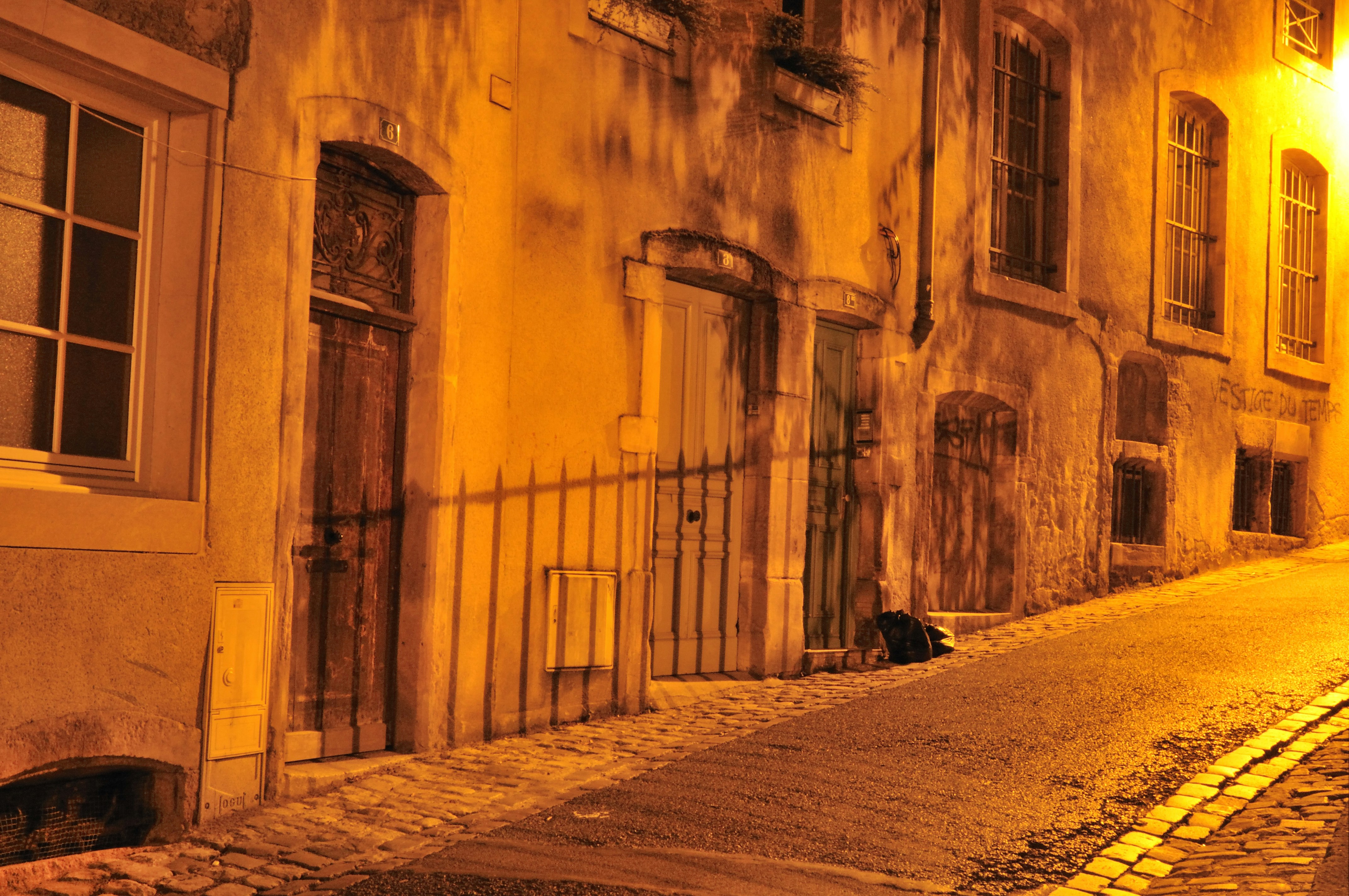 brown concrete building during daytime