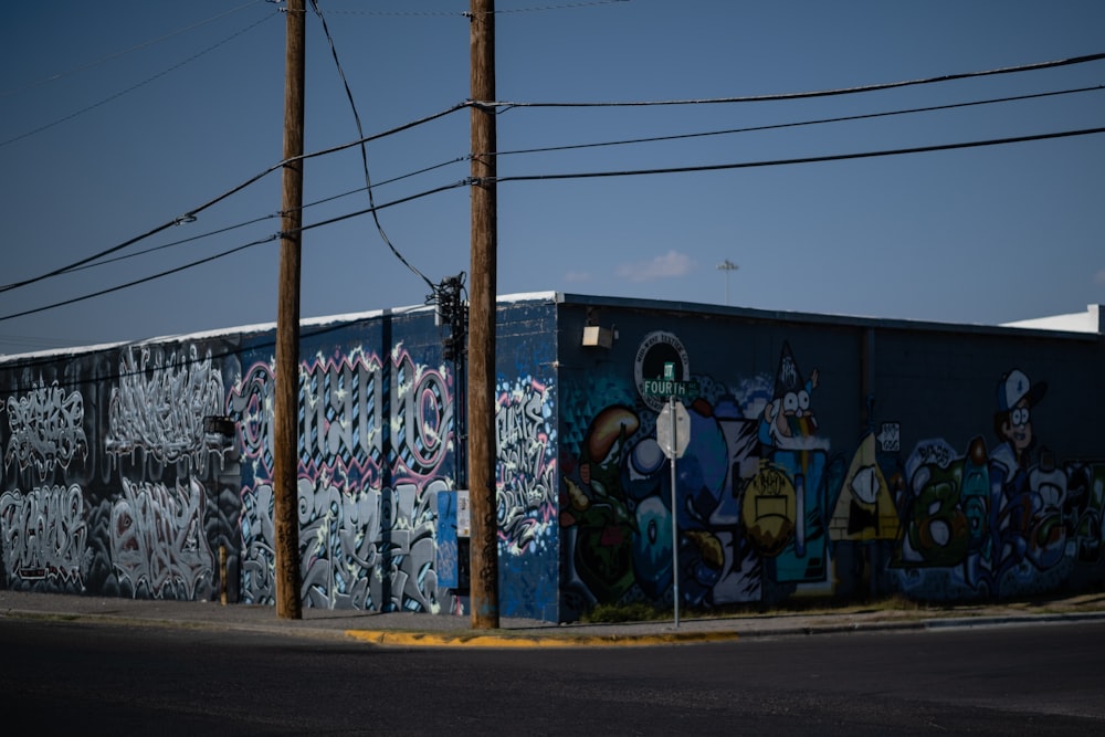 graffiti on wall during daytime