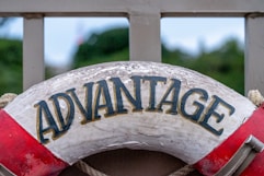 white and blue hard rock cafe print round hat