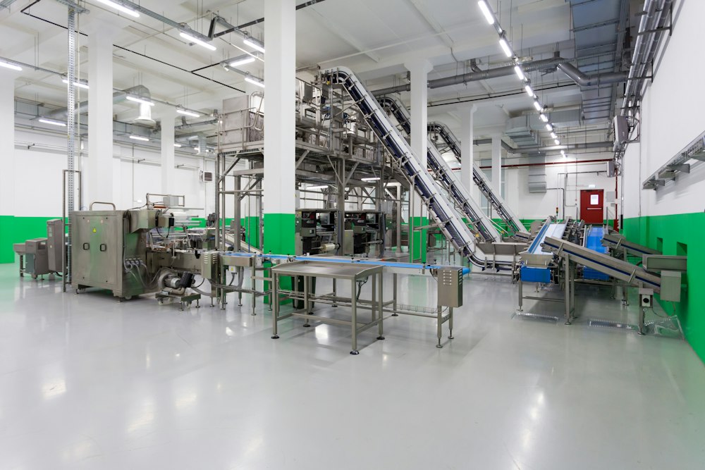Clean pharmaceutical production and packaging facility