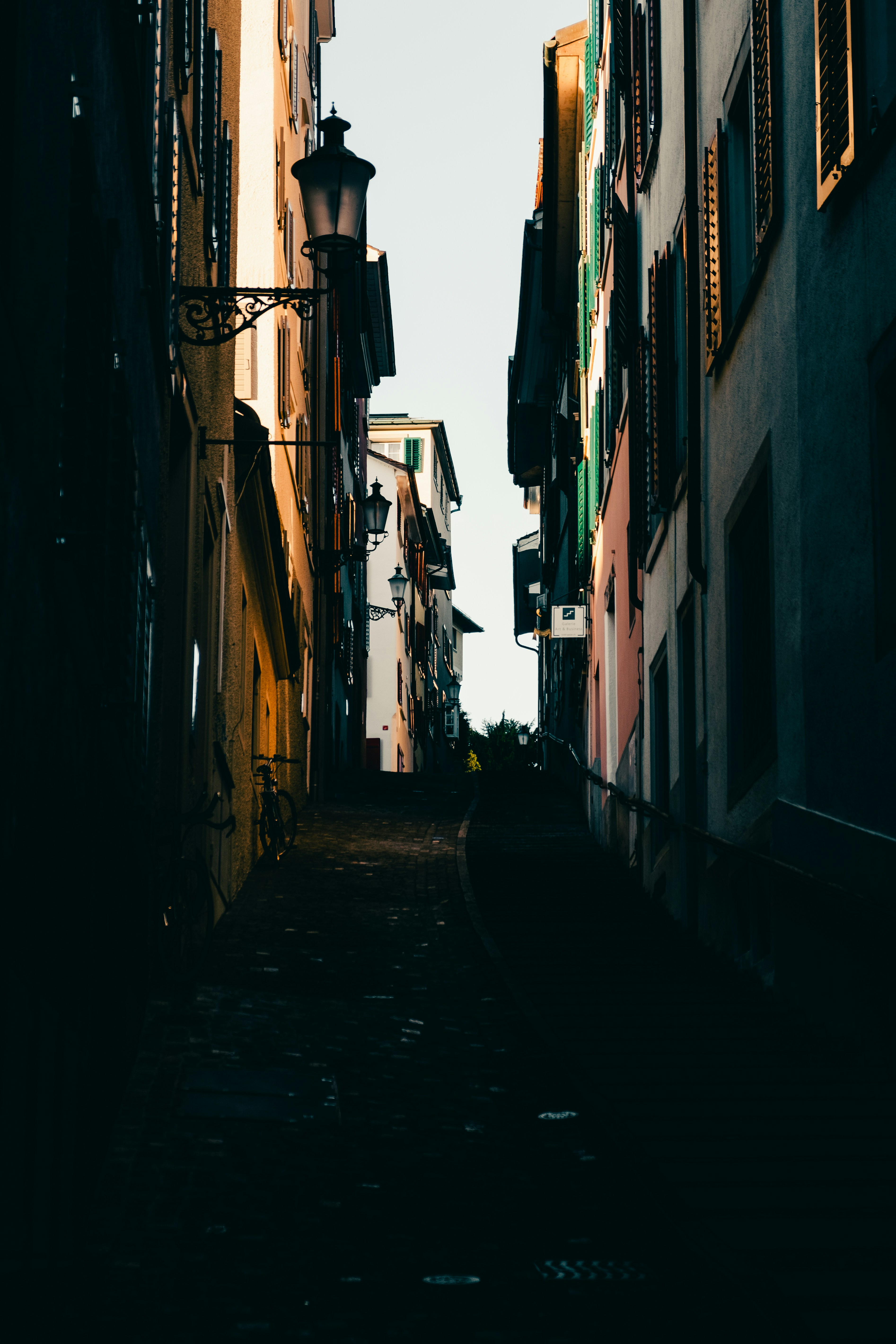 Alley In Between Of Houses During Daytime Photo Free Zurich Image On Unsplash