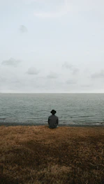 man neurodivergent, allein, ADHS und Autismus
