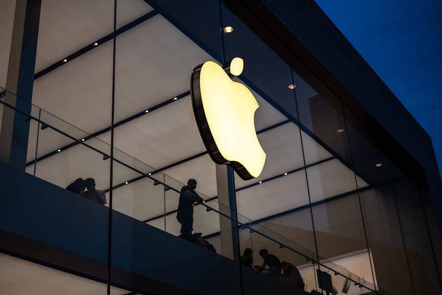 An Apple store in Chengdu, China (Bangyu Wang via Unsplash)