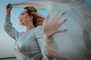 golden ratio for photo composition,how to photograph woman in white dress shirt wearing eyeglasses