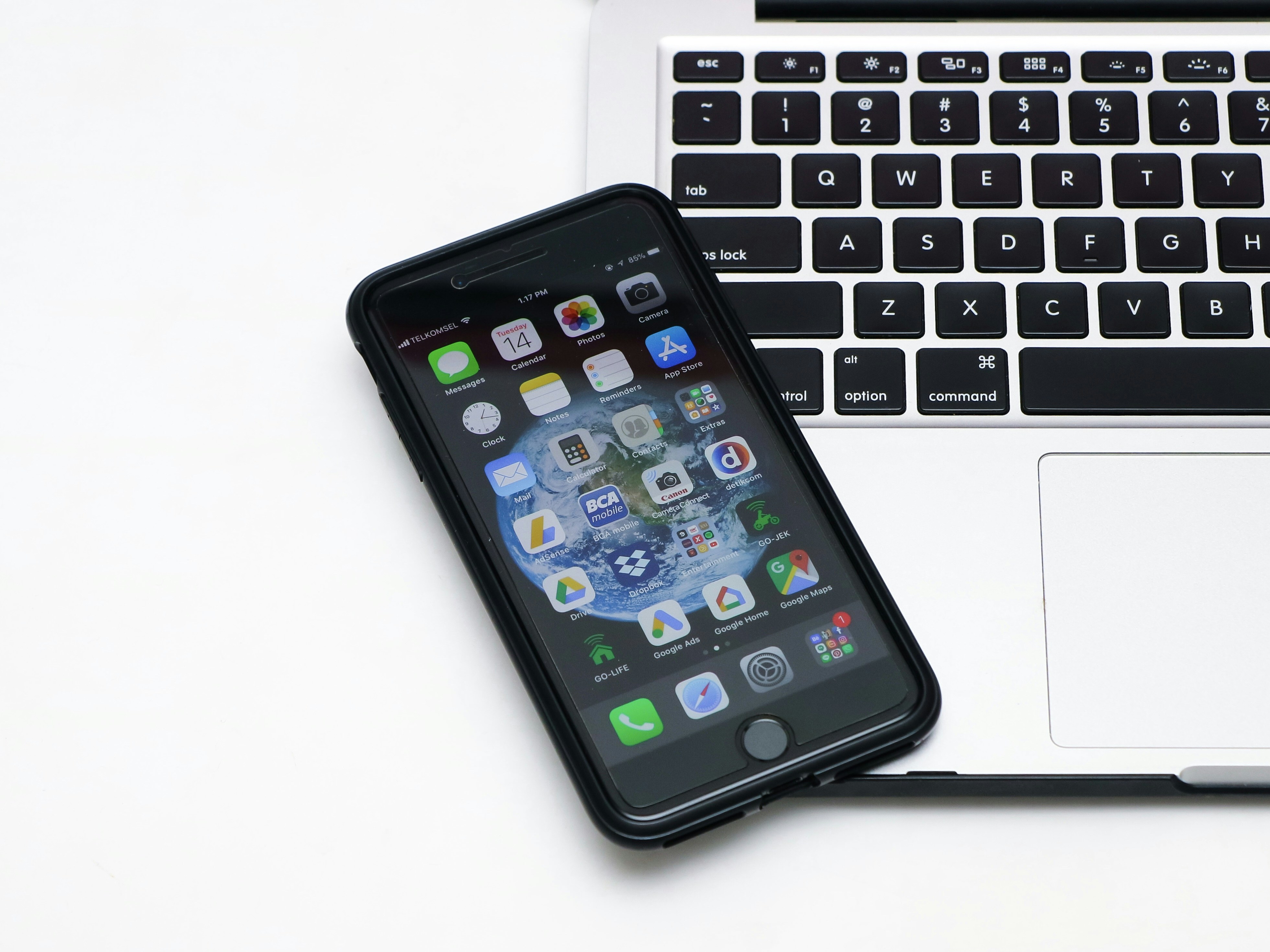 iPhone Productivity Tips for Remote Workers 2025