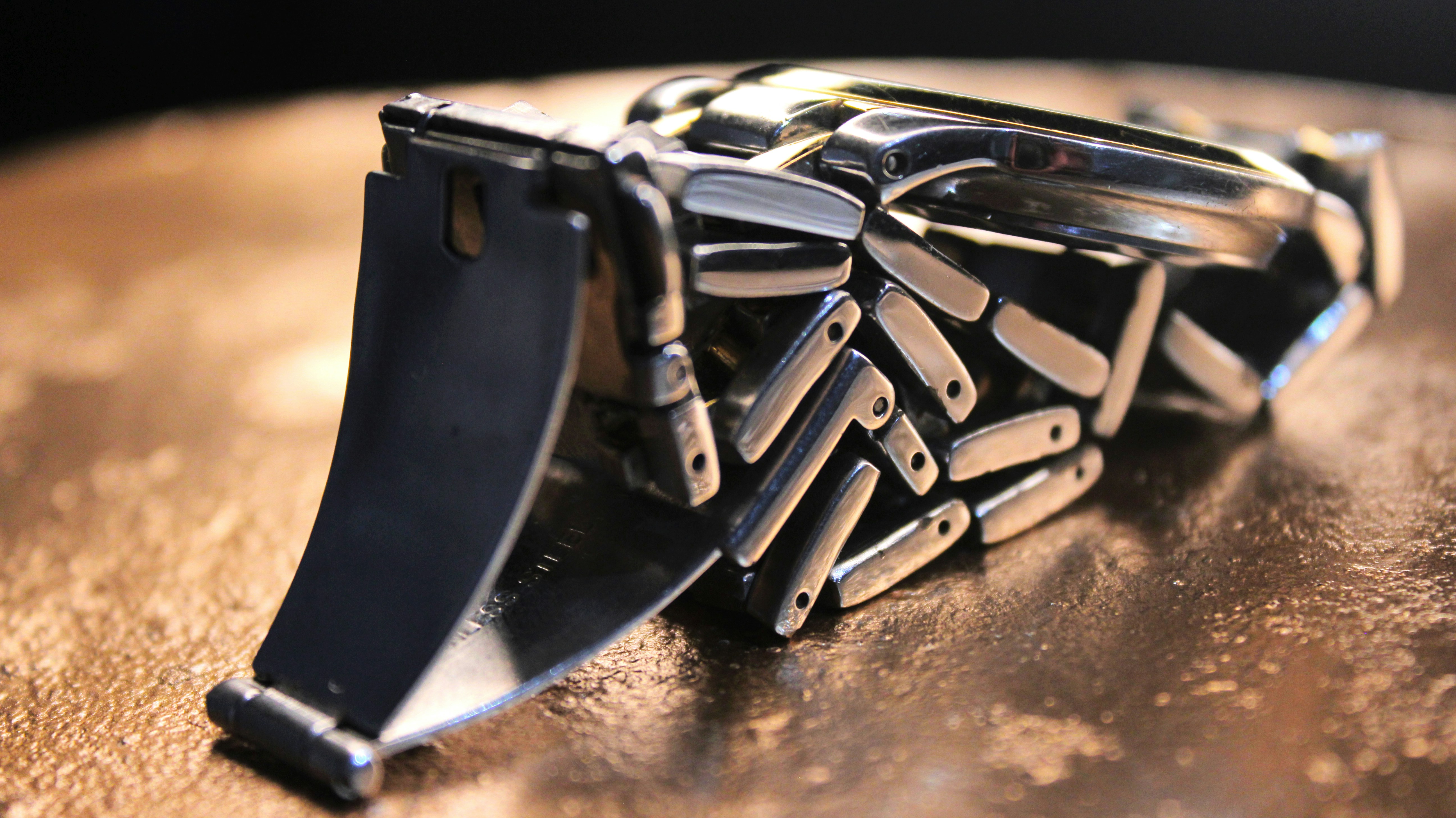 black and silver leather belt buckle
