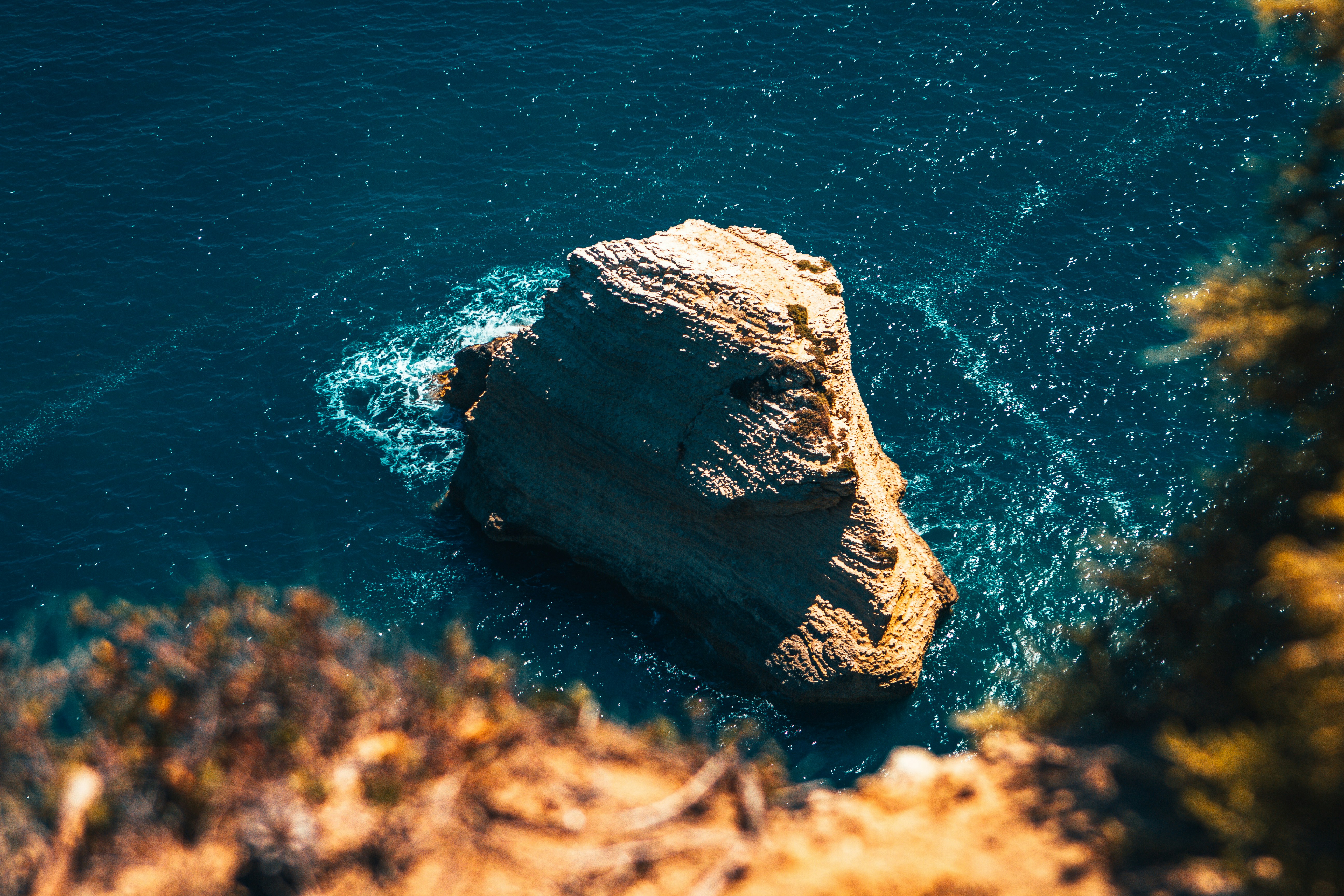 Photo by raimondklavins