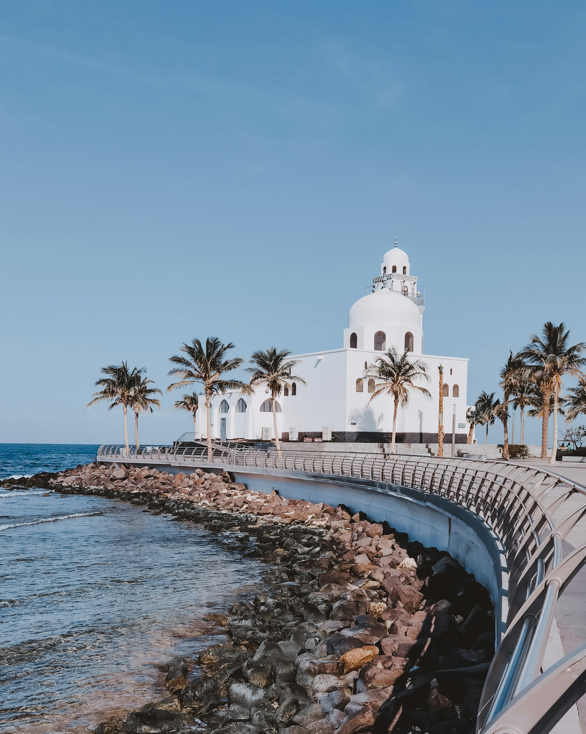 Exploring Jeddah: A Local's Essential Travel Guide
