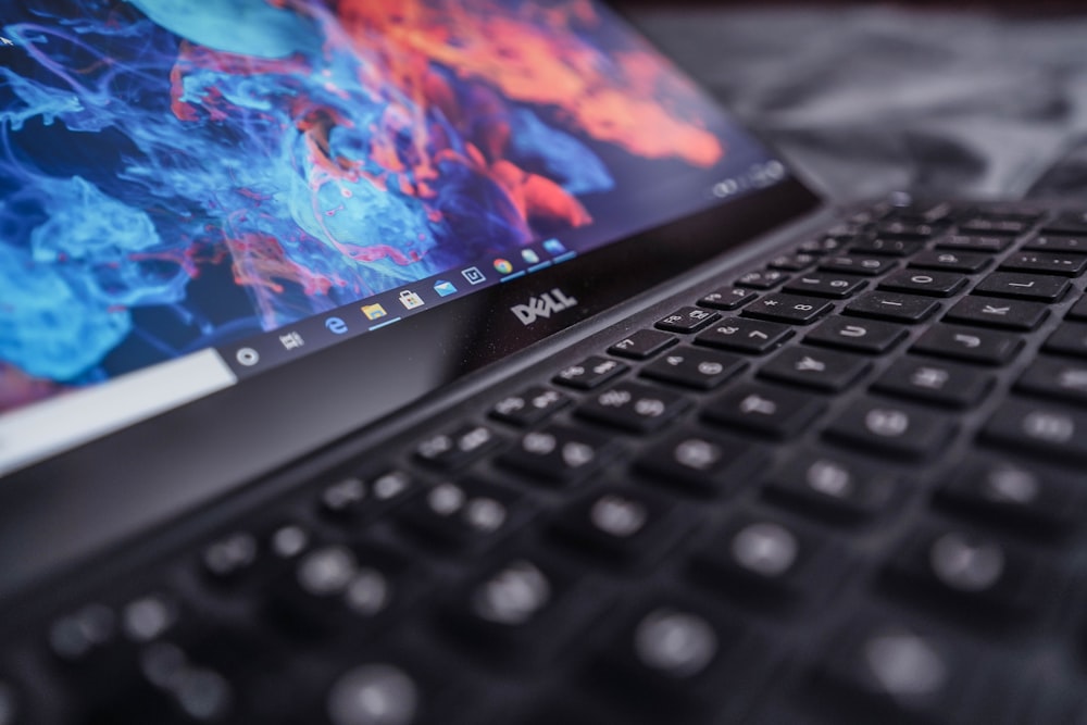 1000+ Dell Laptop Pictures | Download Free Images on Unsplash