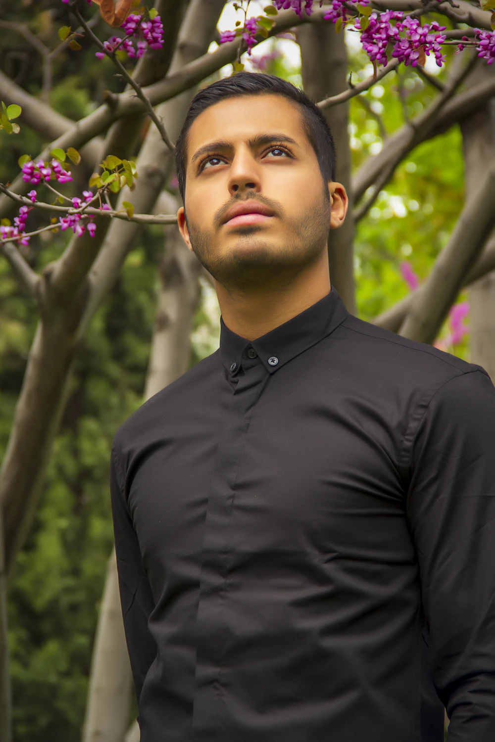 Black structured shirt with mandarin collar