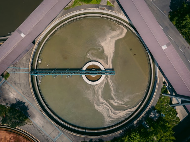 round gray and white round structure