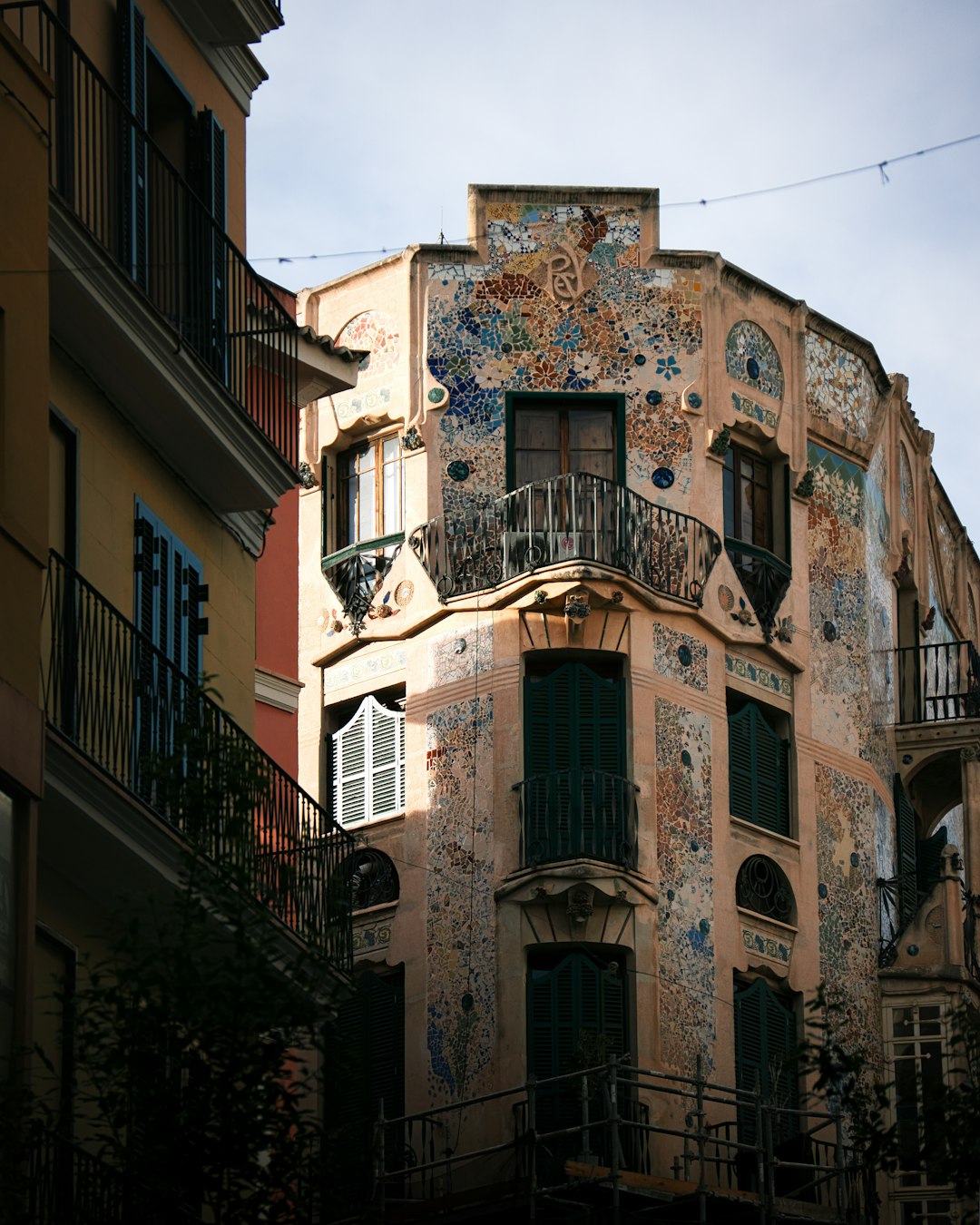 brown concrete building during daytime