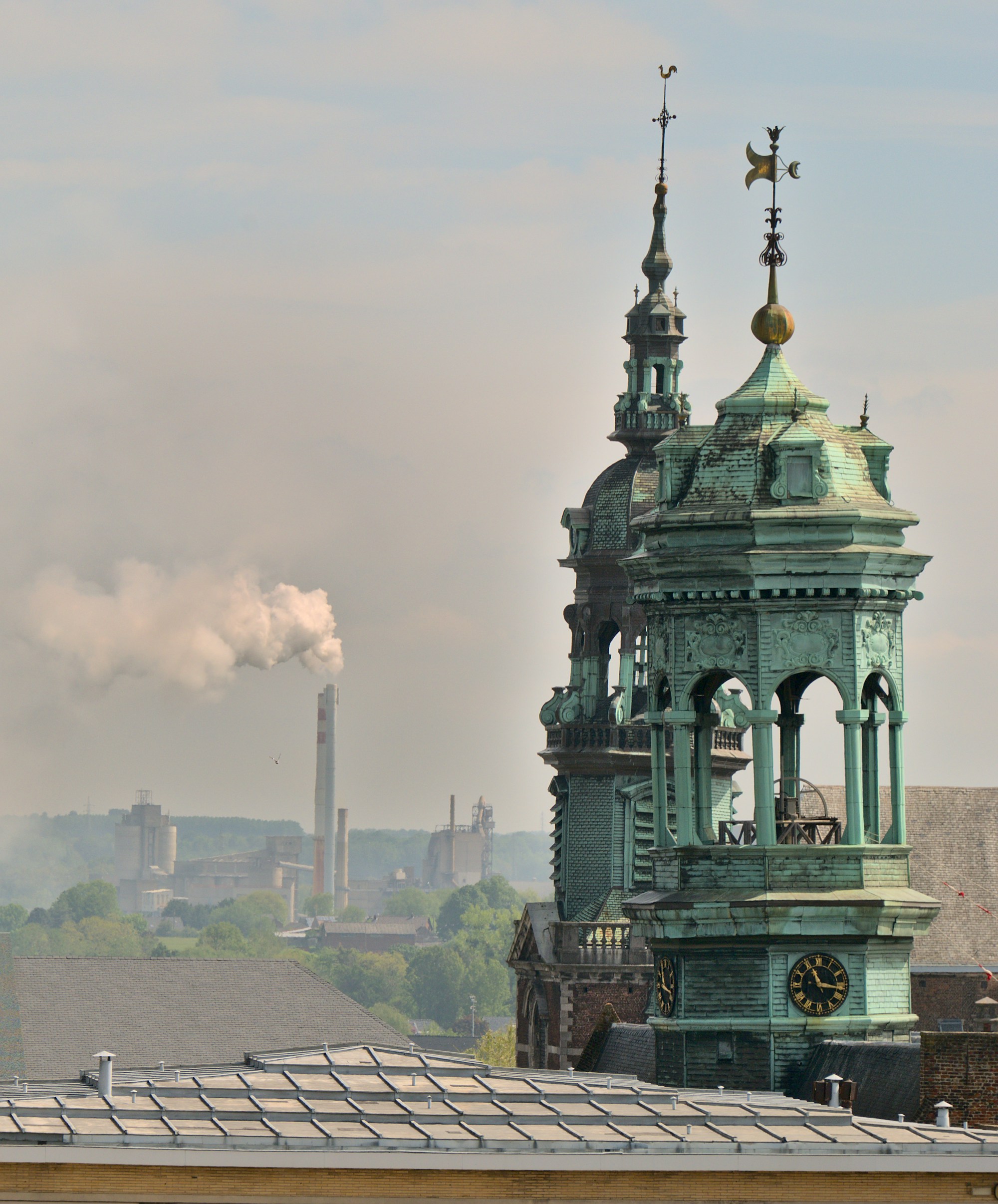 Athis-Mons Weather Guide: Ideal Seasons & Months for a Visit