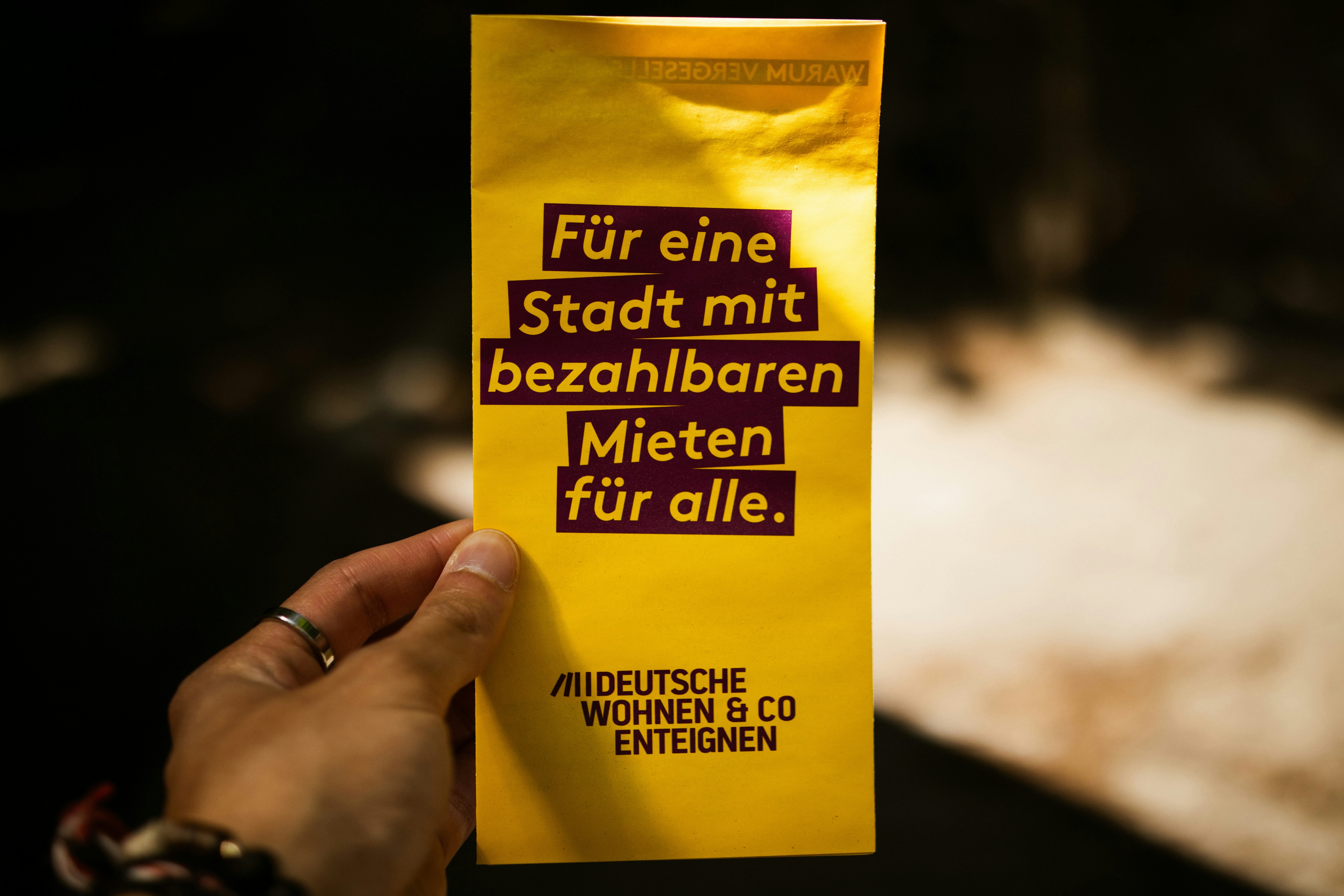 photo-1622402327795-5aa640e10a07?ixid=M3wxMjA3fDB8MXxzZWFyY2h8MTE2fHxzaWduYXR1cmV8ZW58MHx8fHwxNjk5ODYwMjQ3fDA%5Cu0026ixlib=rb-4.0.3