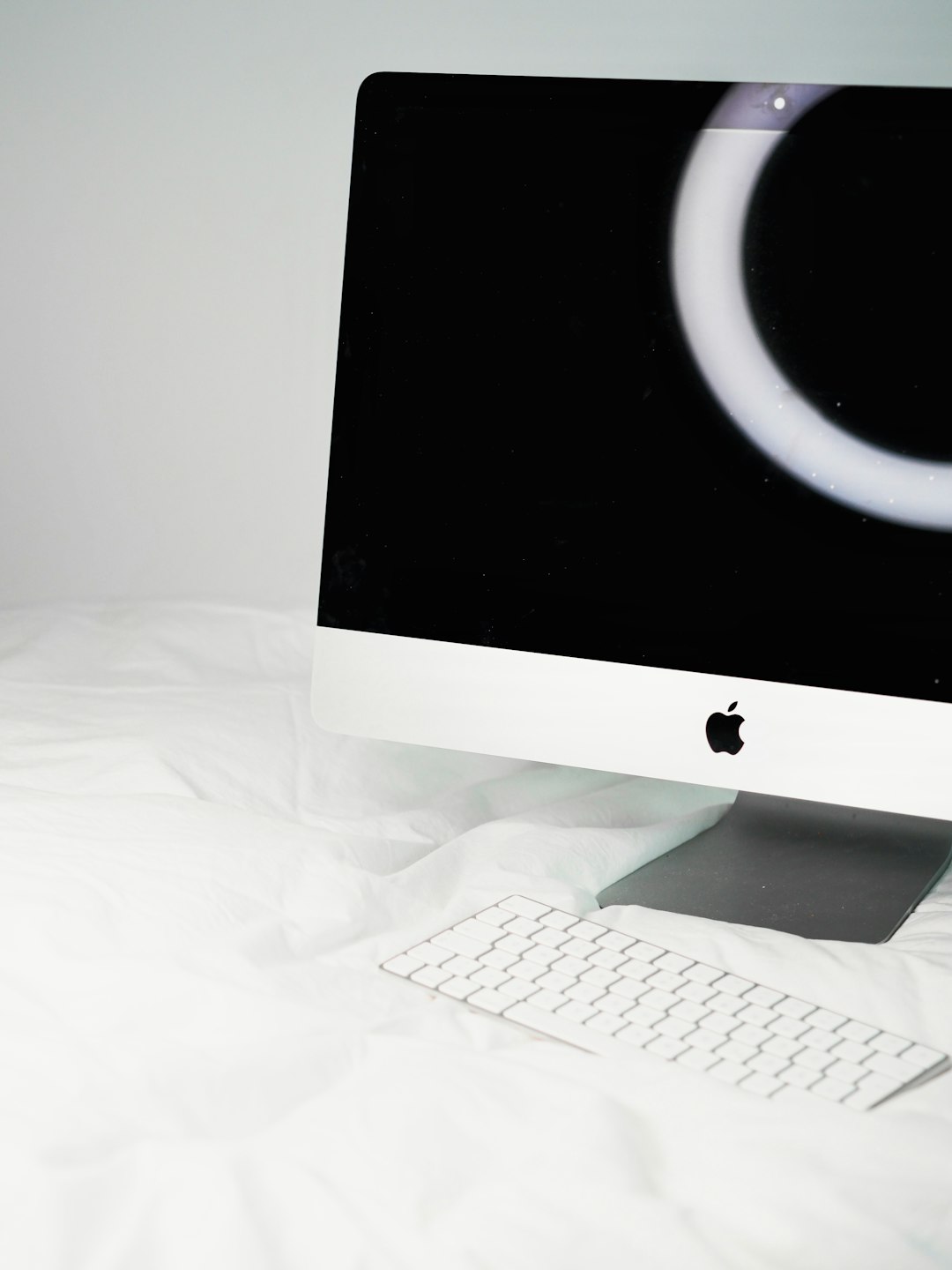 silver imac with apple keyboard