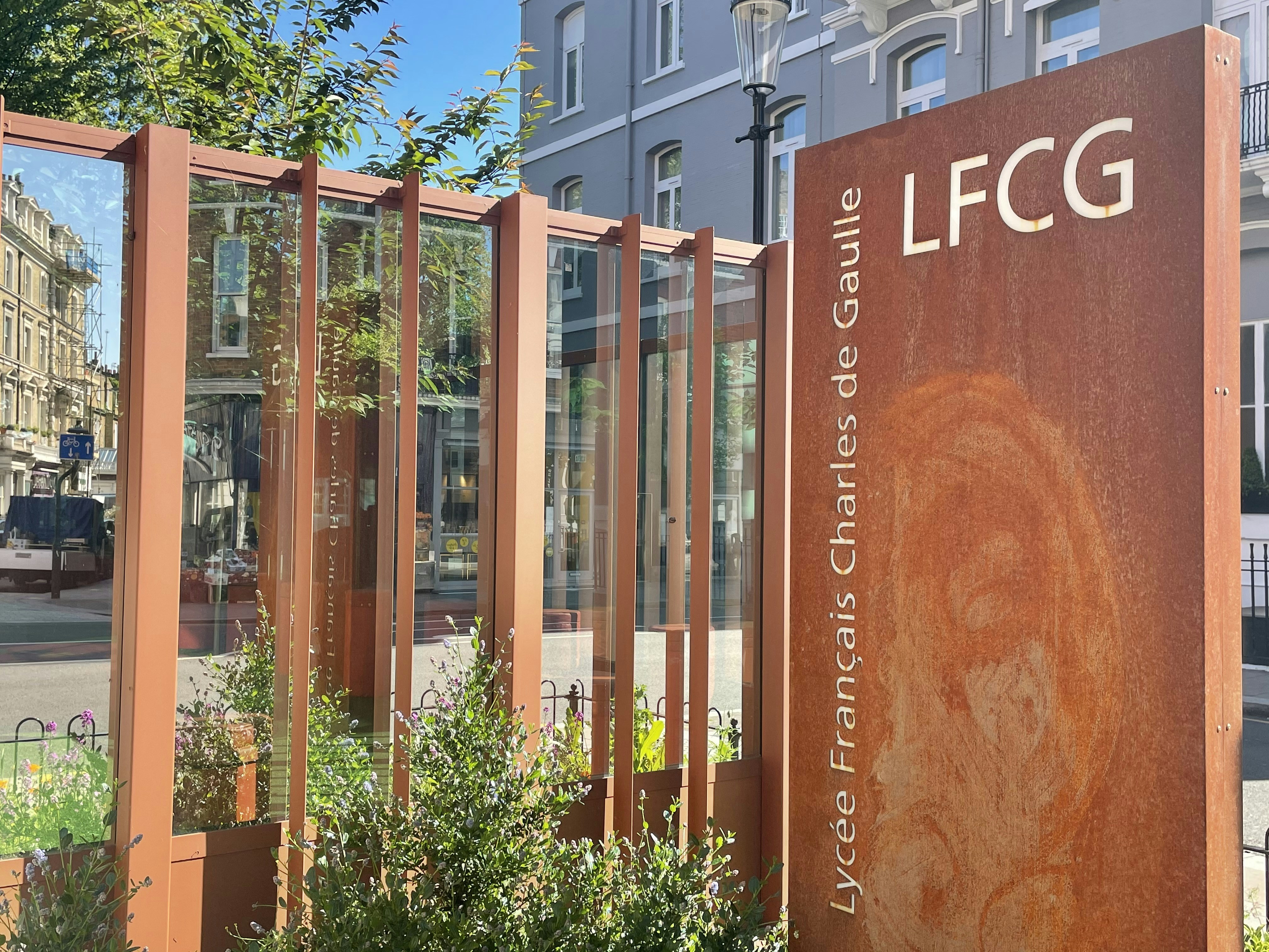 Mobilisation de l’APL et de la FAPEE pour défendre l’avenir de l’enseignement français à l’étranger