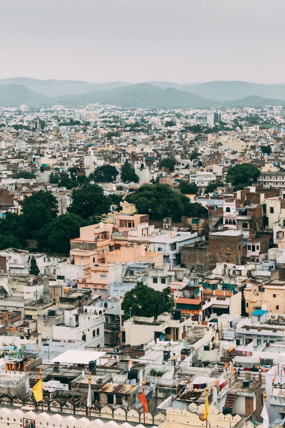 veduta aerea della città durante il giorno