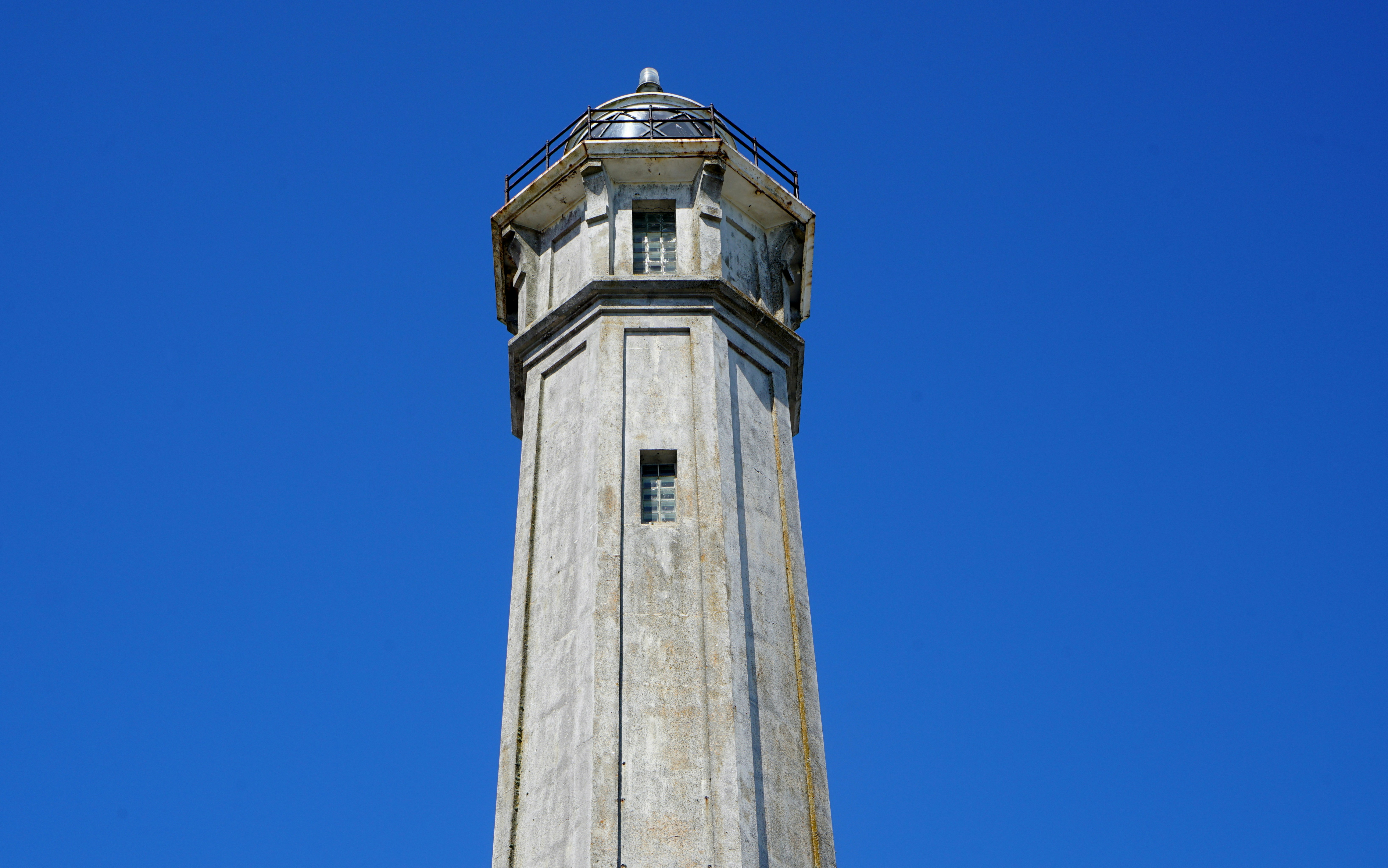 Photo by tim0at0unsplash