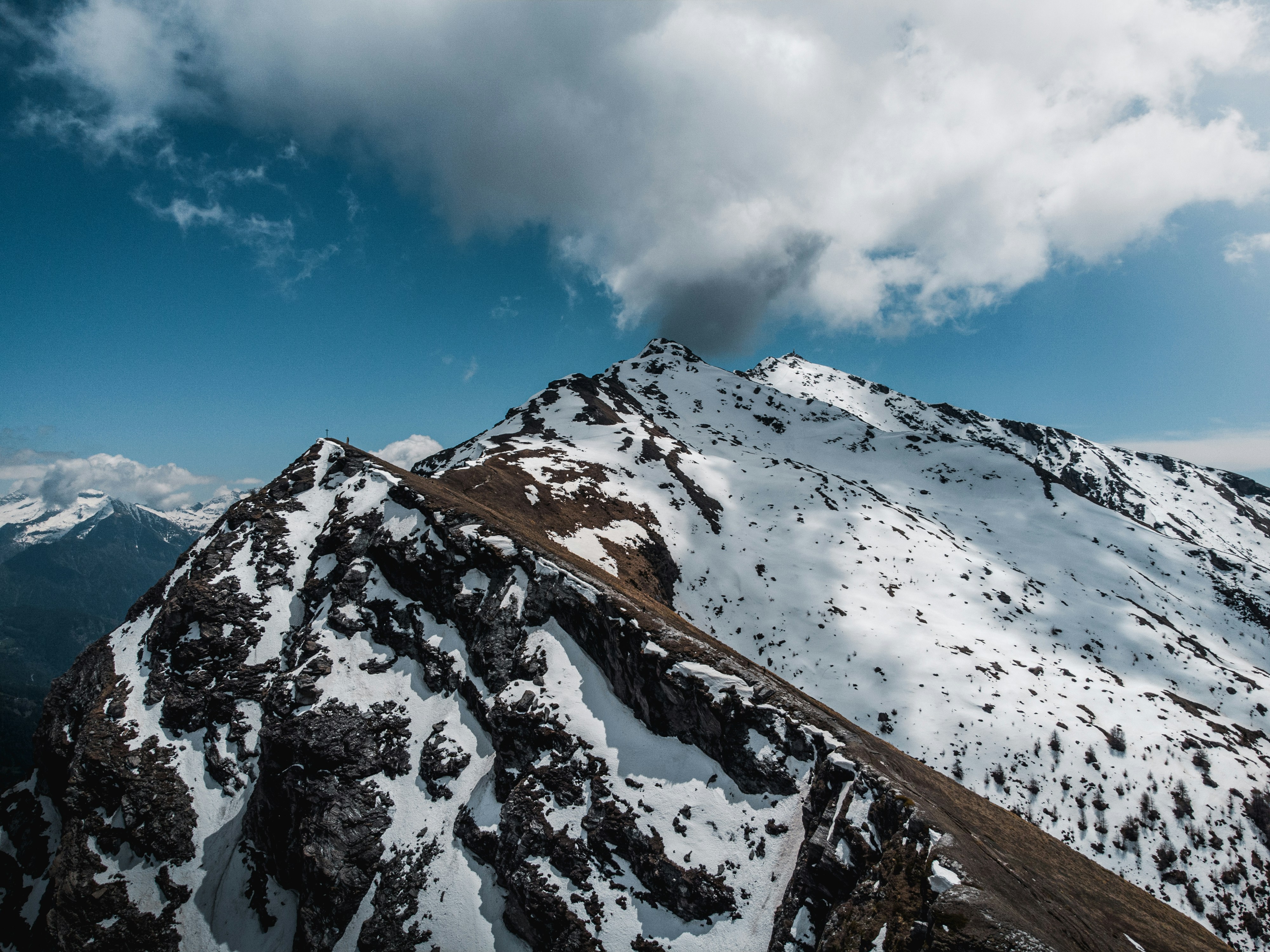 Snowy mountain, 30 May 2021