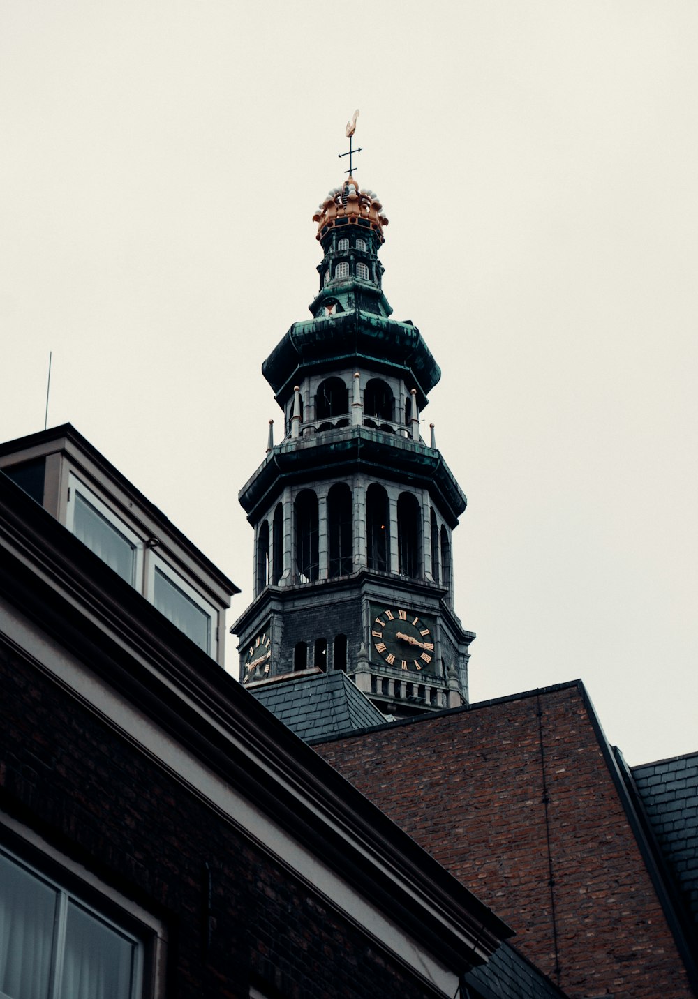 brown and black concrete building